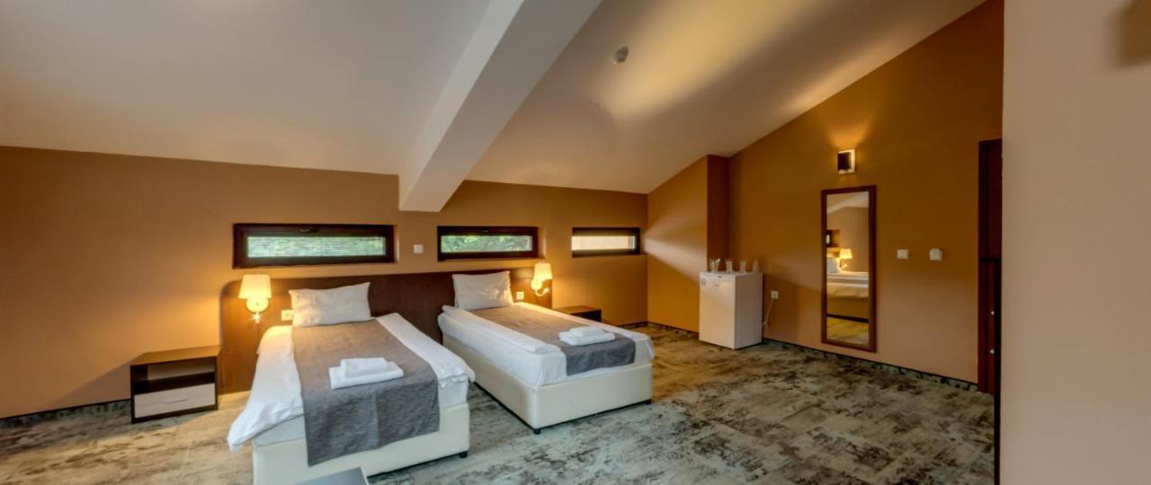 Balkan Hotel Chiflik Eksteriør billede