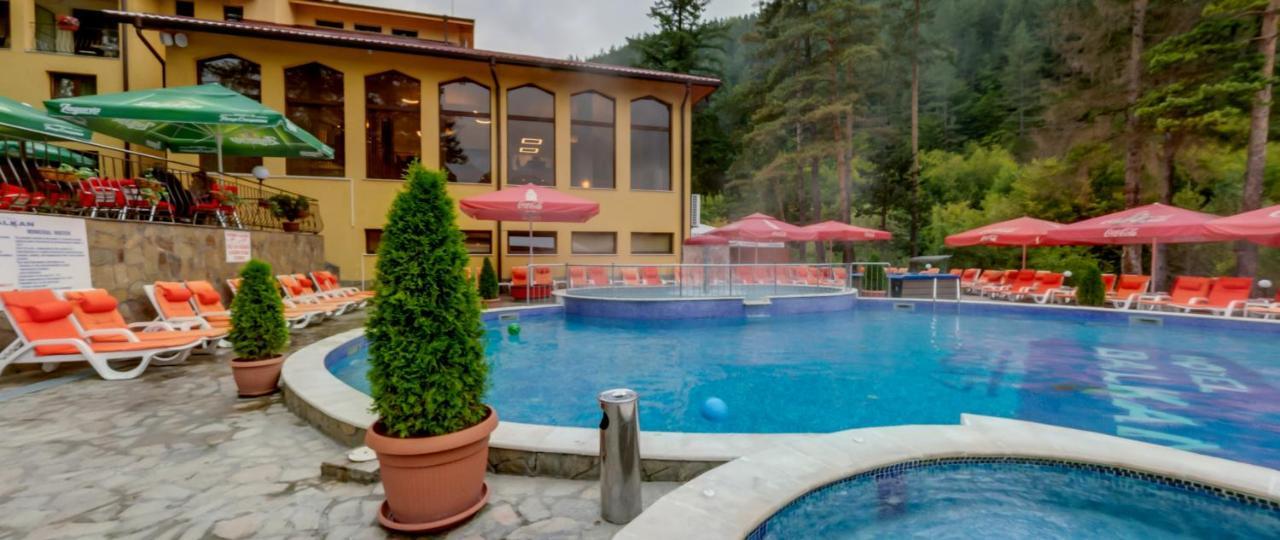 Balkan Hotel Chiflik Eksteriør billede